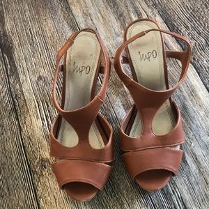 Impo brown heels